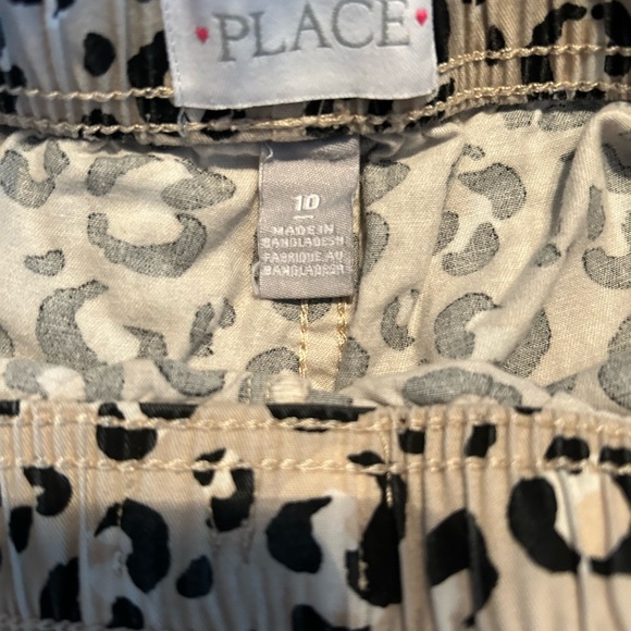 Place - Picture 2 of 2